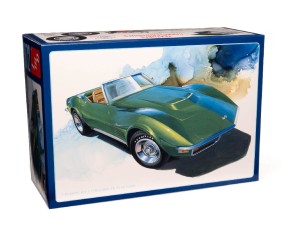 AMT 1/25 1972 Chevy Corvette Roadster Model Kit (Level 2)