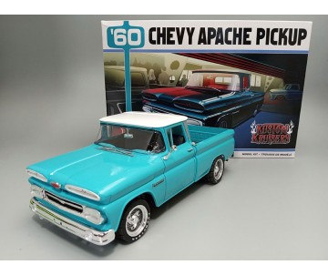 AMT 1/25 1960 Chevy Apache Pickup Street Machine (Level 2)