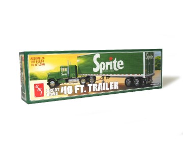 AMT Great Dane Dry Goods Trailer Sprite 1/25 Model Kit (Level 2)