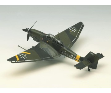 Academy 1/72 JU87G-2 STUKA 