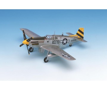 Academy 1/72 P-51C