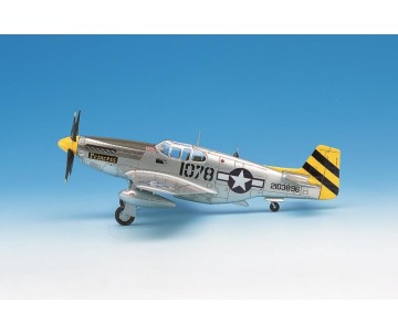 Academy 1/72 P-51C