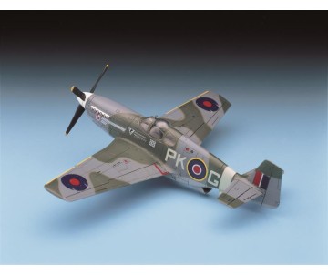 Academy 1/72 P-51B 