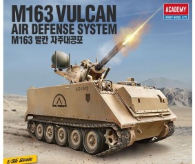 Academy 1/35 US ARMY M163 Vulcan
