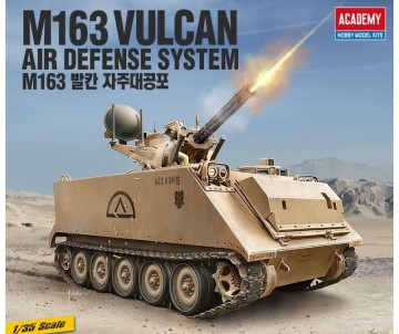 Academy 1/35 US ARMY M163 Vulcan
