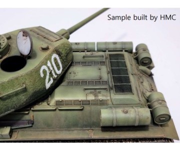 Academy 1/35 Soviet Medium Tank T-34-85 