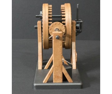 Academy Davinci Leverage Crane