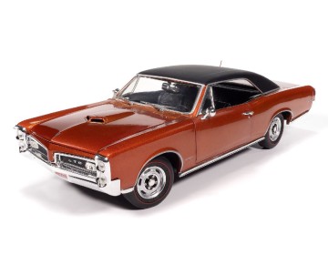American Muscle 1966 Pontiac GTO Hardtop Hemmings Muscle Machines - Copper Blaze