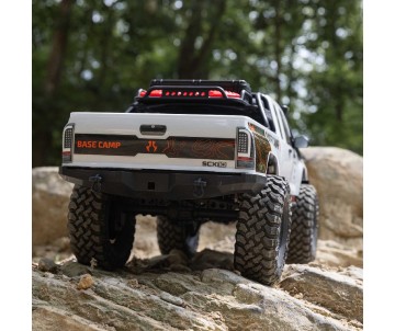 Axial 1/10 SCX10 III Base Camp 4x4 RTR - White