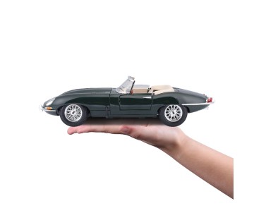 Bburago 1/18 Jaguar 