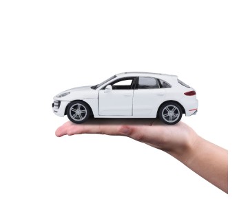 Bburago 1/24 Porsche Macan - White