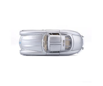 Bburago 1/24 Mercedes-Benz 300 SL (1954) - Silver