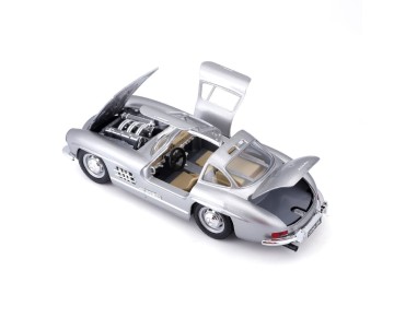 Bburago 1/24 Mercedes-Benz 300 SL (1954) - Silver