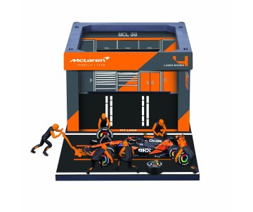 Bburago 1/43 Race Formula McLaren MCL38 Pit Pass (2024) - Norris #4