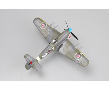 Easy Model 1/72 Typhoon Mk.IB CO of 245th Squadron S/LA.Zweihbergh April 1945