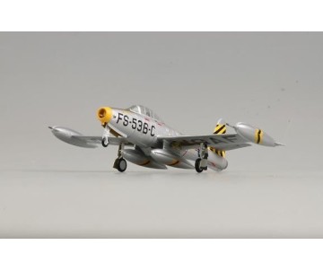 Easy Model 1/72 F84E-25, 8th FBS, Lt. Donald James