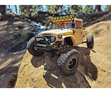 Element RC Enduro Trail Truck Zuul Tan LiPo Combo RTR