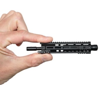 GoatGuns Diecast Metal Freefloat Handguard, Medium, for AR15 model