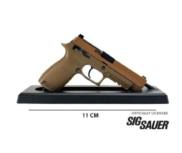 GoatGuns 1/2.5 Scale SIG Sauer M17 Metal Diecast Model Assembly Kit - Dark Tan, Coyote Tan and Black