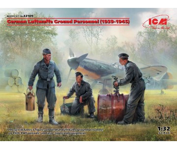 ICM 1/32 German Luftwaffe Ground Personnel (1939-1945) (3 figures)