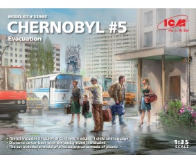ICM 1/35 Chernobyl#5. Extraction (2 adults, 2 children and luggage)