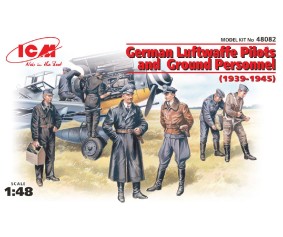 ICM 1/48 German Luftwaffe Pilots and Ground Personnel (1939-1945)  (7 figures - 3 pilots, 4 mechanics)