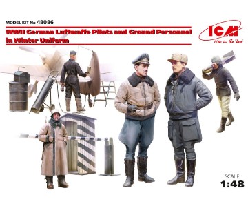 ICM 1/48 WWII German Luftwaffe Pilots and Ground Personnel in Winter Uniform (5 figures)