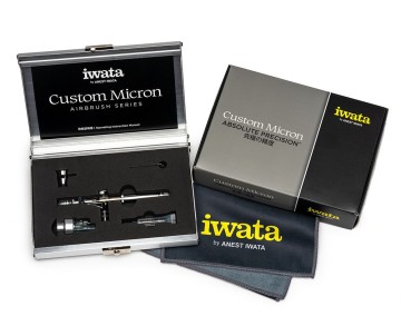 Iwata Custom Micron Takumi Side Feed Dual Action Airbrush