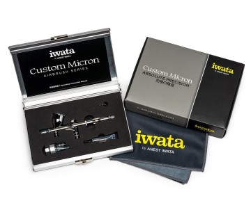 Iwata Custom Micron CM-C Plus Gravity Feed Dual Action Airbrush