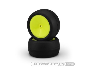 JConcepts Smoothie 2 - Silver Compound - Pre-Mounted on 3348Y wheels 