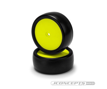 JConcepts Smoothie 3 - green compound - pre-mounted on 3353Y wheels (4wd 2.2
