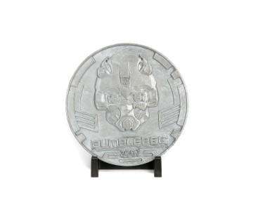 Jada 1/24 Transformers 2006 Camaro Bumblebee With Coin