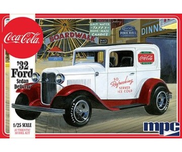 MPC 1932 Ford Sedan Delivery (Coca Cola) 1/25 Model Kit (Level 2)