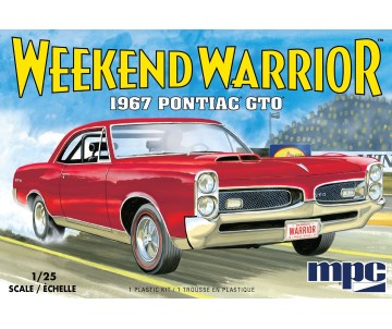 AMT 1967 Pontiac GTO (2T) 1/25 Model Kit (Level 3)