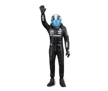 Bburago 1/24 Race Formula Mercedes W14 w/ figure (2023) (Russell #63)