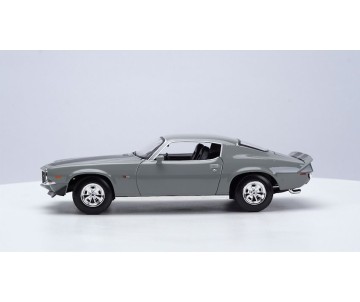 Maisto 1/18 SE 1971 Chevrolet Camaro - Gray