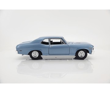 Maisto 1/18 SE 1970 Chevrolet Nova SS Coupe - Metallic Blue