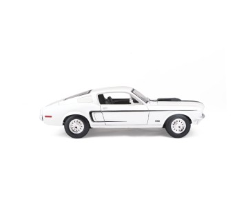Maisto 1/18 SE 1968 Ford Mustang GT Cobra Jet  - White