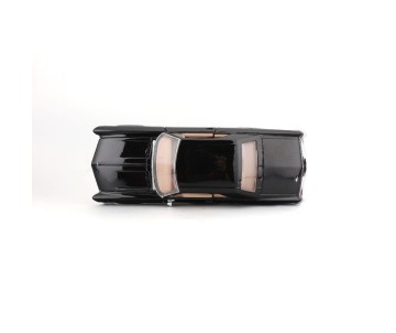 Maisto 1/26 SE 1965 Buick Riviera - Black