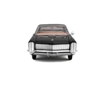 Maisto 1/26 SE 1965 Buick Riviera - Black