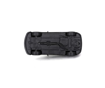 Maisto 1/24 SE 2004 Toyota Celica GT-S - Metallic Black