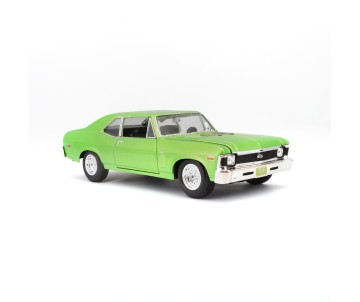 Maisto 1/24 Special Edition 1970 Chevrolet Nova SS (Metallic Lime Green)