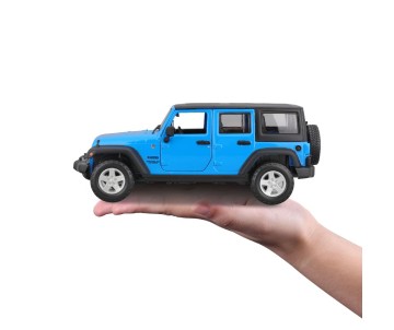Maisto 1/24 SE Trucks 2015 Jeep Wrangler Unlimited - Met Blue/Met. White 