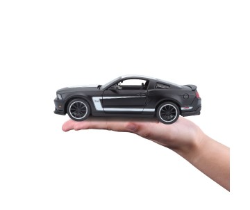 Maisto 1/24 SE 2012 Ford Mustang Boss 302 - Matte Black