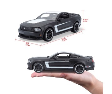 Maisto 1/24 SE 2012 Ford Mustang Boss 302 - Matte Black
