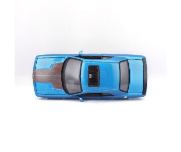Maisto 1/24 Special Edition 2008 Dodge Challenger SRT8 (Metallic Blue)
