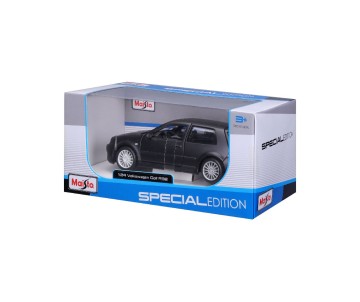Maisto 1/24 SE Volkswagen Golf R32 - Dull Black