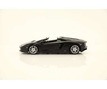 Maisto 1/24 Special Edition Lamborghini Aventador LP 700-4 Roadster (Matte Black)