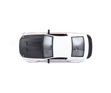Maisto 1/24 SE 2014 Ford Mustang Street Racer - White