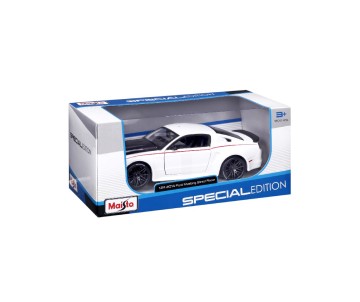 Maisto 1/24 SE 2014 Ford Mustang Street Racer - White